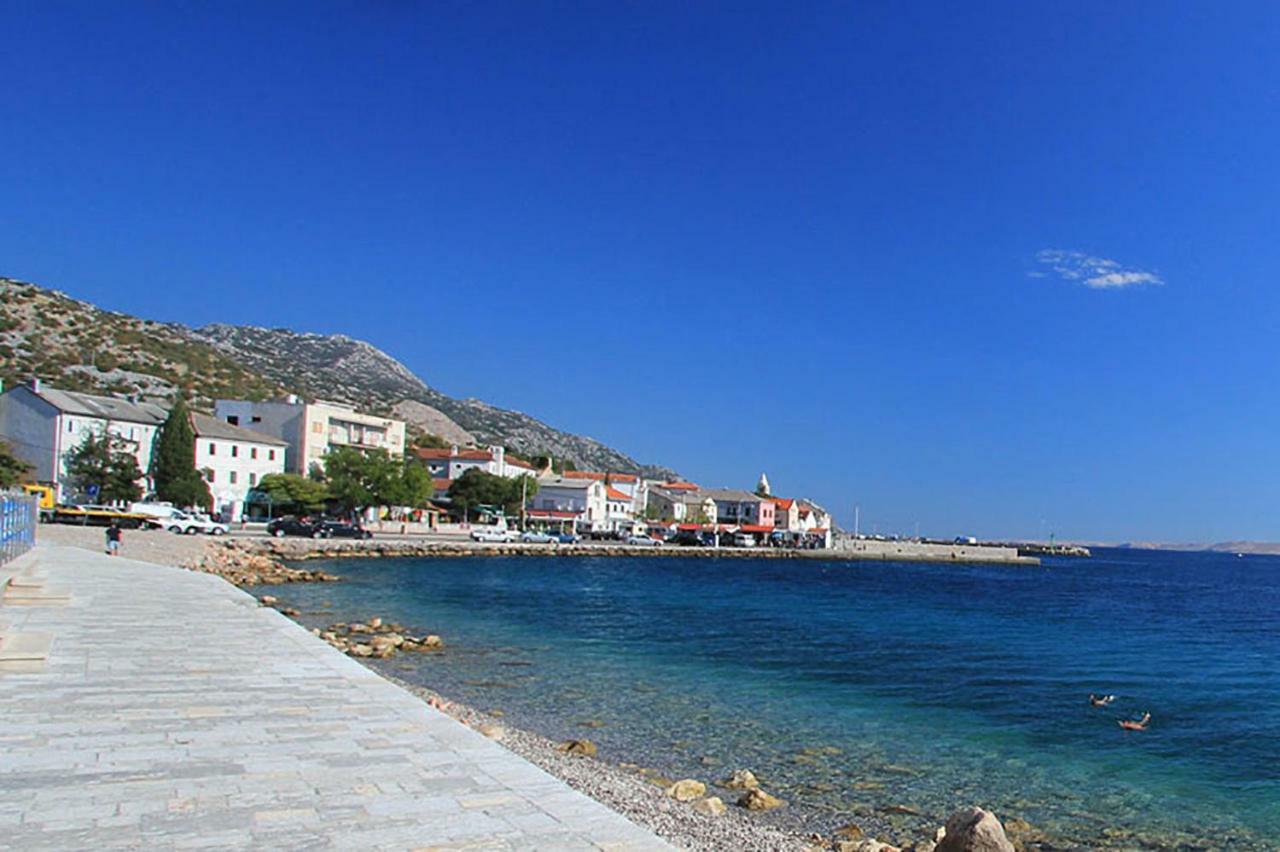 Beachfront House Ivana With Pool - Renovated 2025 Cesarica Bagian luar foto