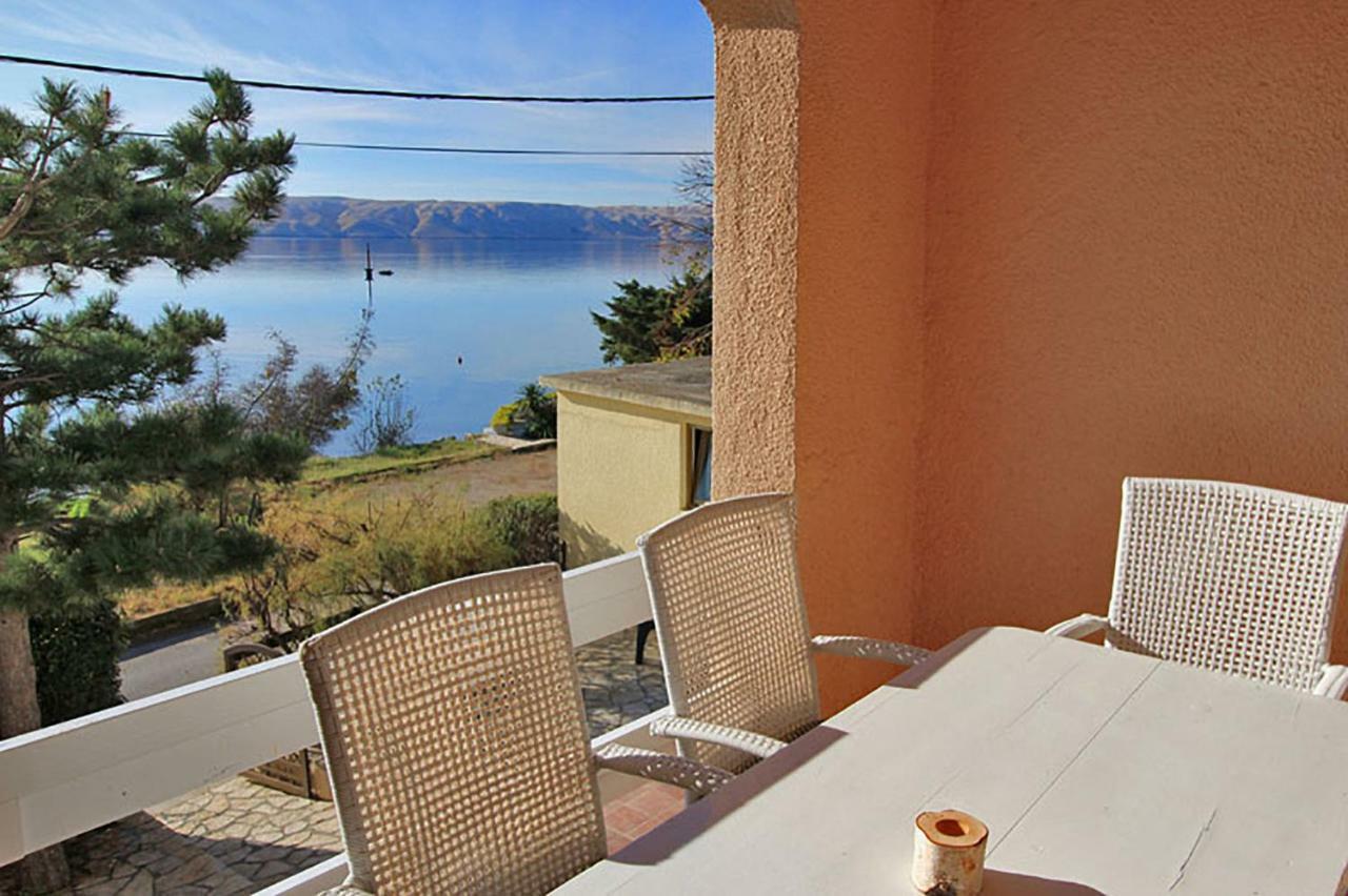 Beachfront House Ivana With Pool - Renovated 2025 Cesarica Bagian luar foto